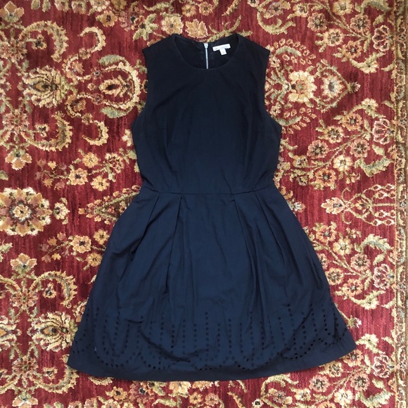 GAP Fit and Flare Dress - Picture 1 of 3